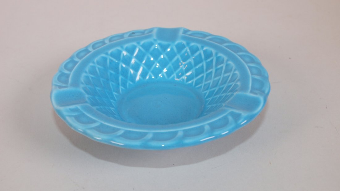 Fiesta Harlequin turquoise basket weave ashtray (1 of 1)