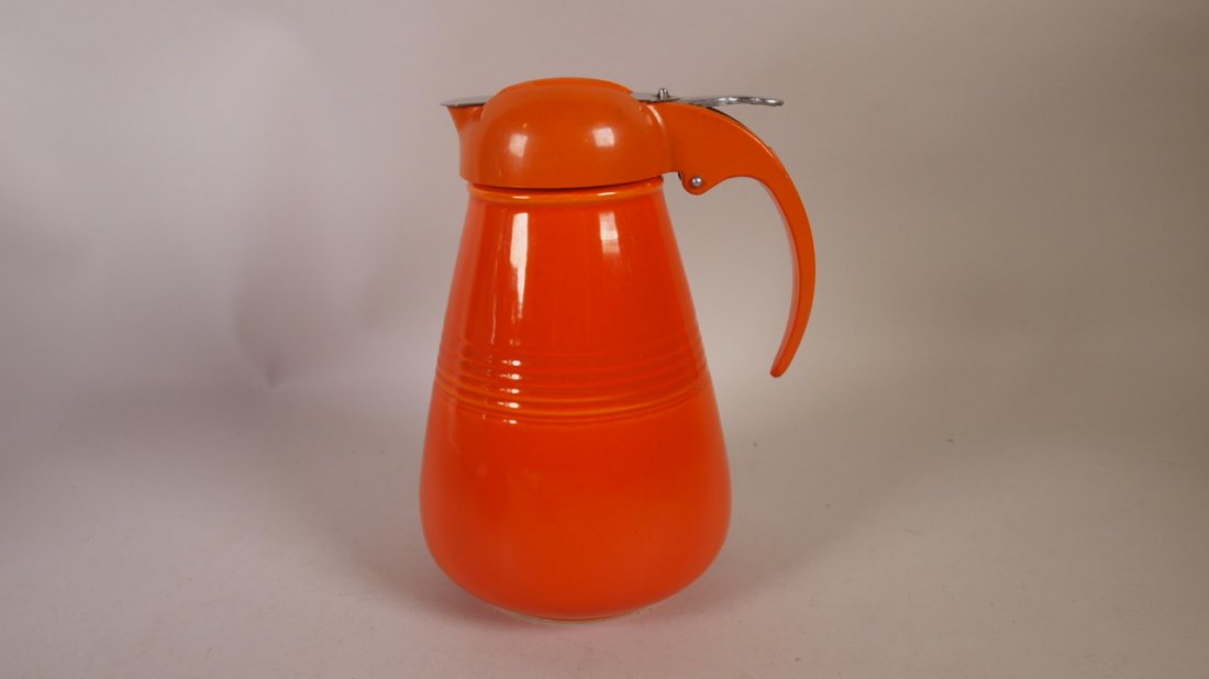 Fiesta Harlequin syrup pitcher, red (1 of 1)