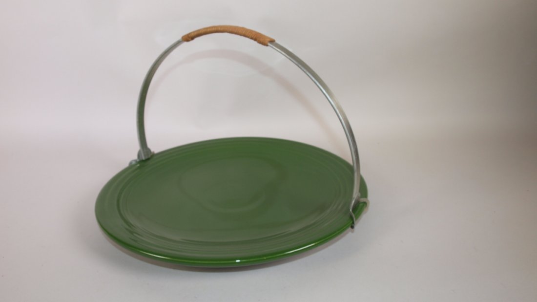 Fiesta 13" chop plate, drak green with metal handle (1 of 1)
