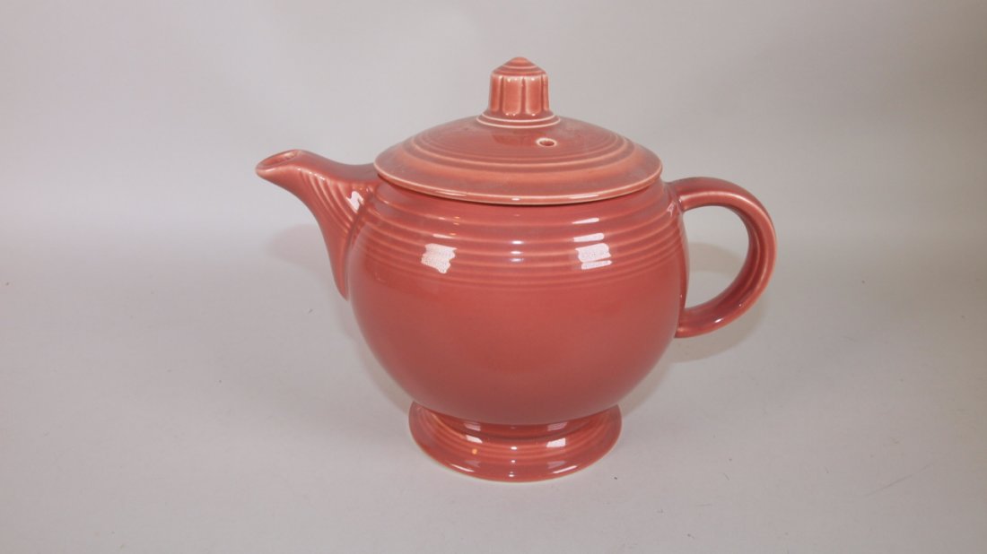 Fiesta medium teapot, rose (1 of 1)