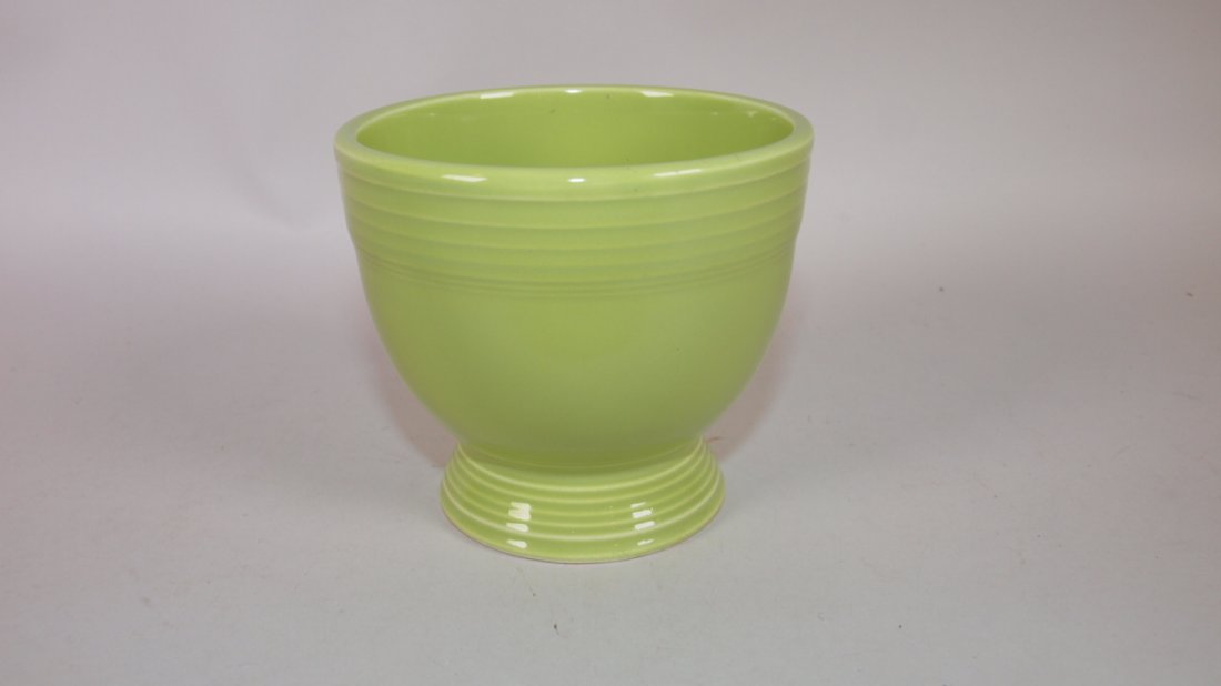 Fiesta egg cup, chartreuse (1 of 1)