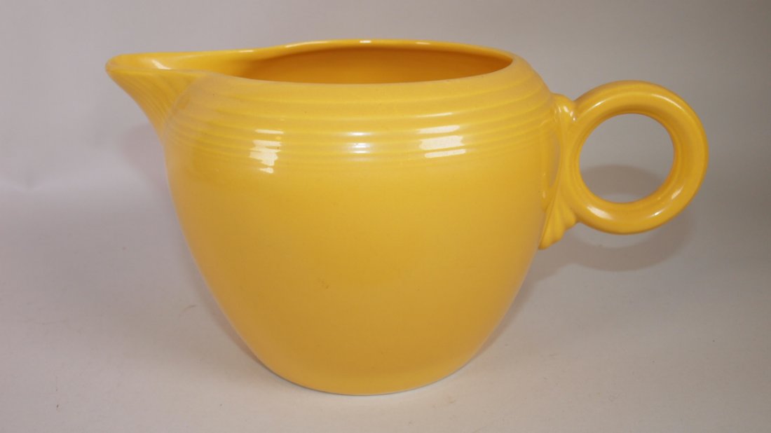 Fiesta two pint jug, yellow (1 of 1)