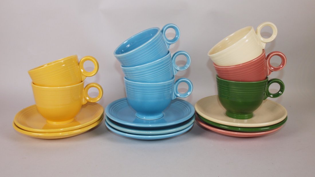 Fiesta cup & saucer group: lot of 8 assorted colors: Fiesta cup & saucer group: lot of 8 assorted colors
