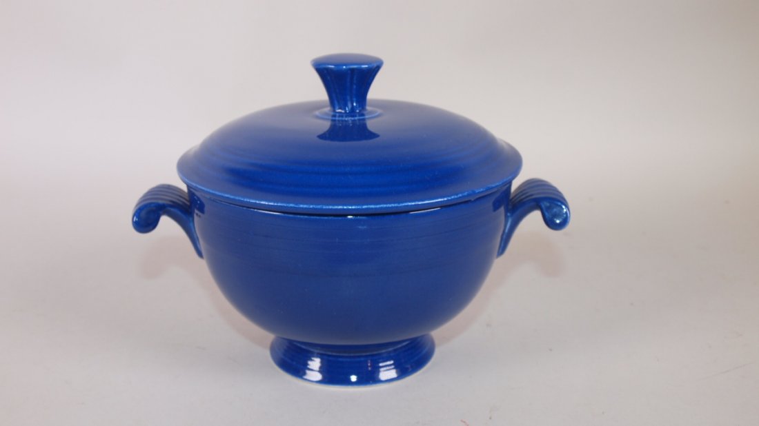 Fiesta Onion soup with lid, cobalt (1 of 1)