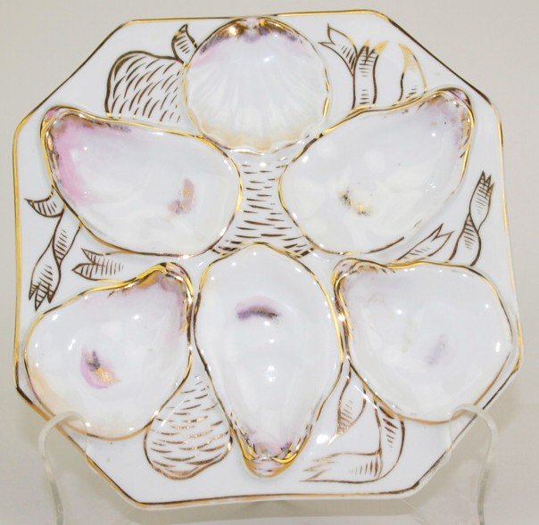 Gilman Collamore New York, octagon 5 well oyster plate,: Gilman Collamore New York, octagon 5 well oyster plate, white with gold accents, 8", ref: Snyder pg. 128, minor rim nick