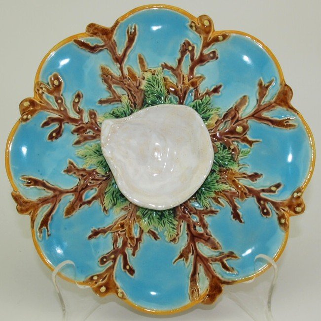 George Jones Majolica 8 well oyster plate turquoise: George Jones Majolica 8 well oyster plate turquoise wells and white raised center well, ref: Karsnitz pg. 50, 10"
