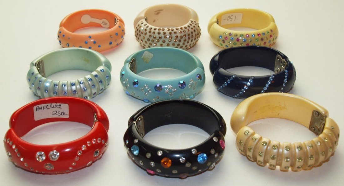 Bakelite lot of 9 hinged bracelets (1 of 1)