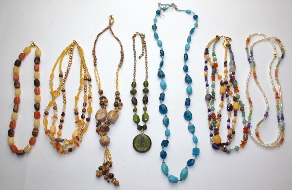 Lee Sands lot of 7 necklaces (1 of 1)
