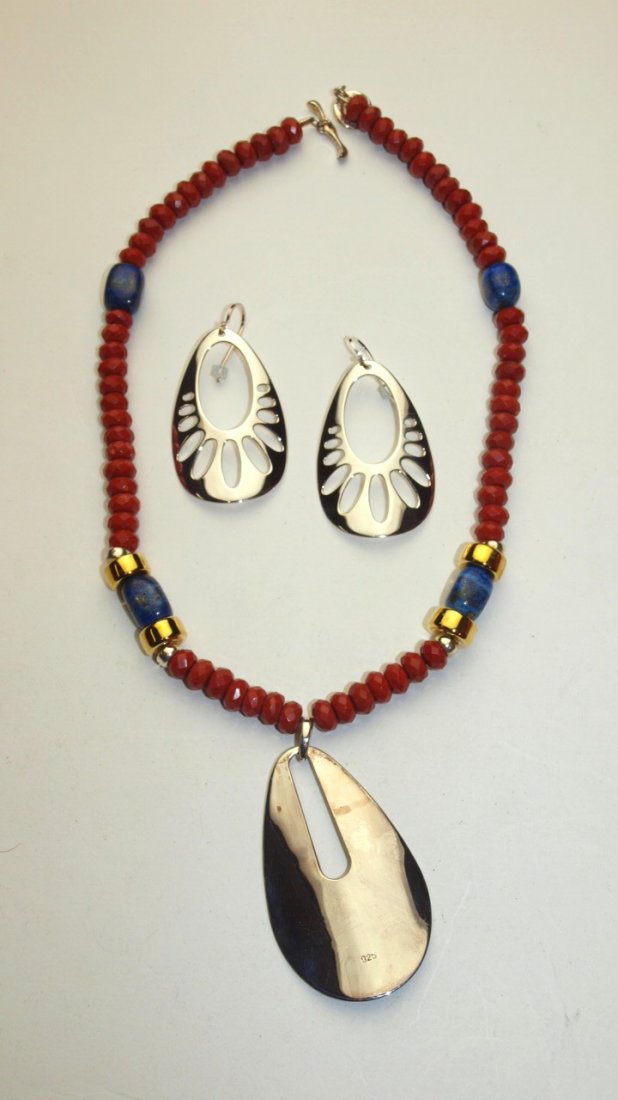 Robert Lee Morris (RLM) sterling silver pendant with: Robert Lee Morris (RLM) sterling silver pendant with stone necklace and matching sterling liver earrings