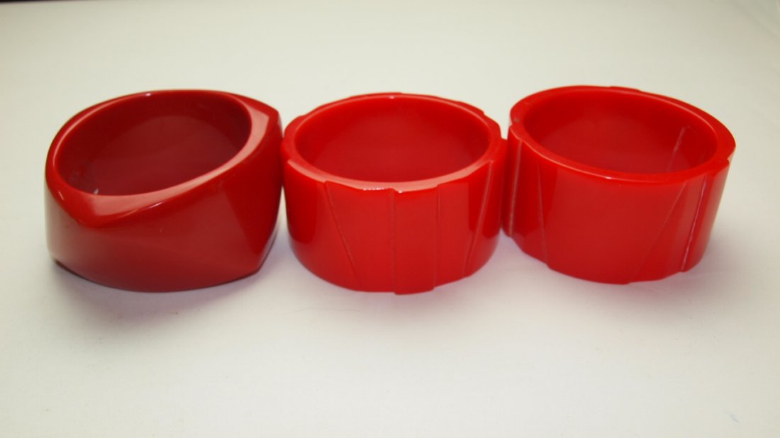 Bakelite lot of 3 wide red bangle bracelets (1 of 1)