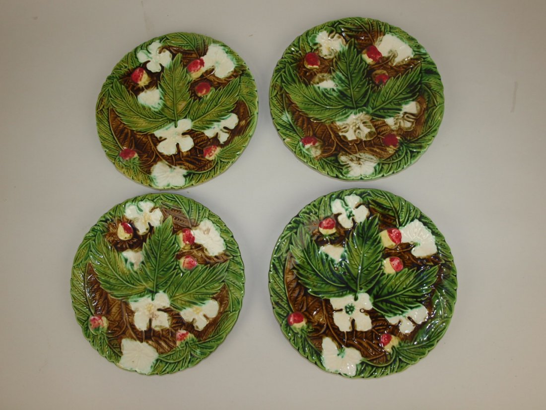 French Majolica set of 4 - 8 1/2" plates: French Majolica set of 4 - 8 1/2" plates