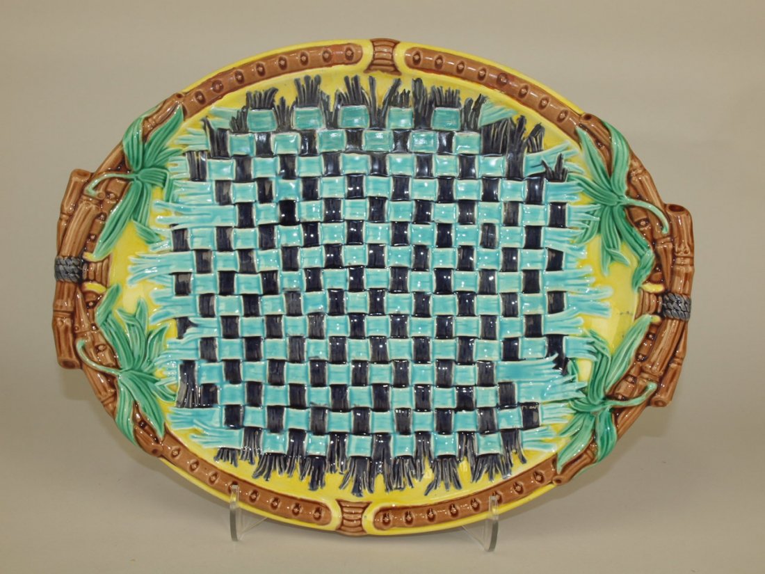 Wedgwood Majolica woven napkin bread tray, (1 of 1)