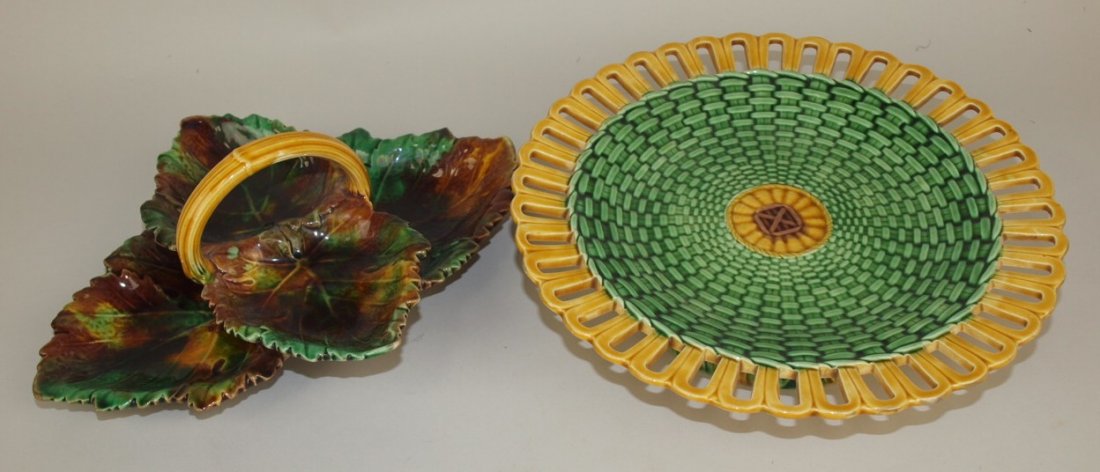 Wedgwood Majolica maple leaf 4 part server and wicker (1 of 1)
