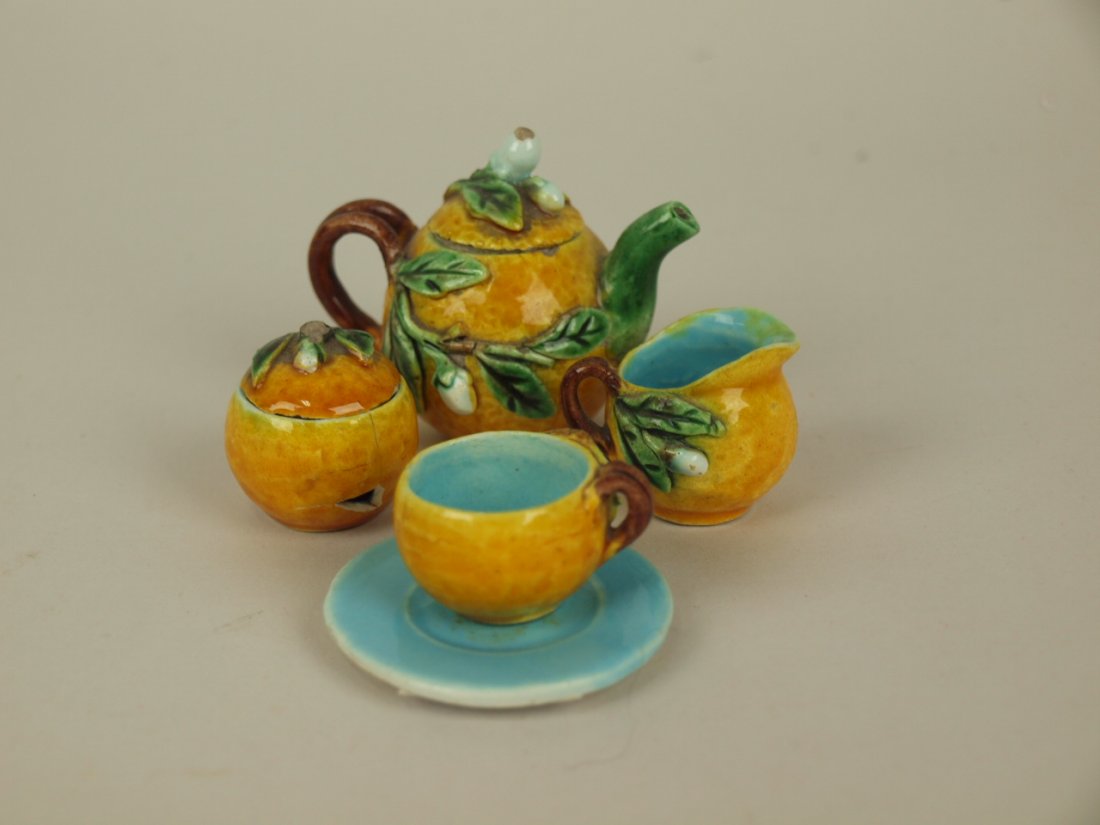 Menton Majolica miniature teaset: teapot, creamer, (1 of 1)