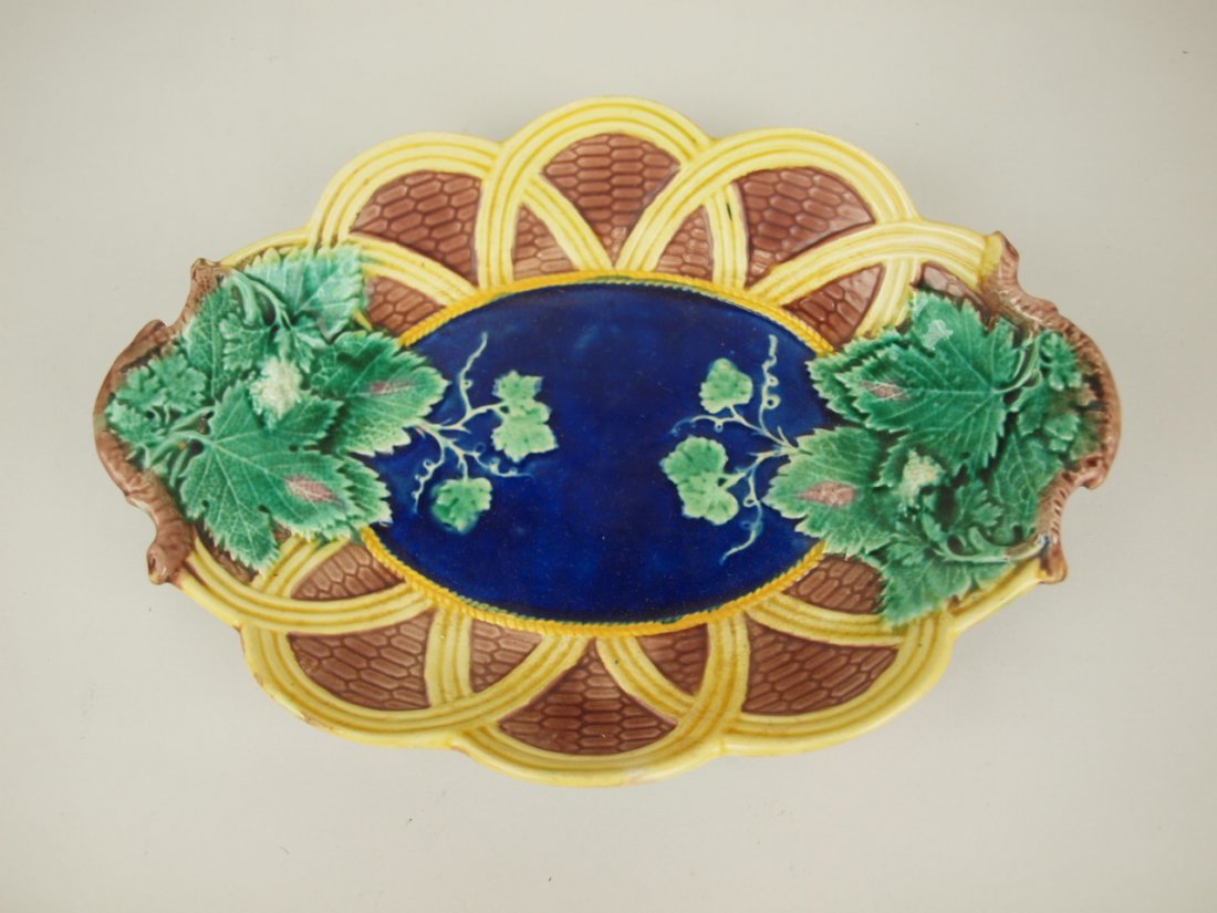 Wedgwood Majolica wicker grape tray with cobalt center, (1 of 1)