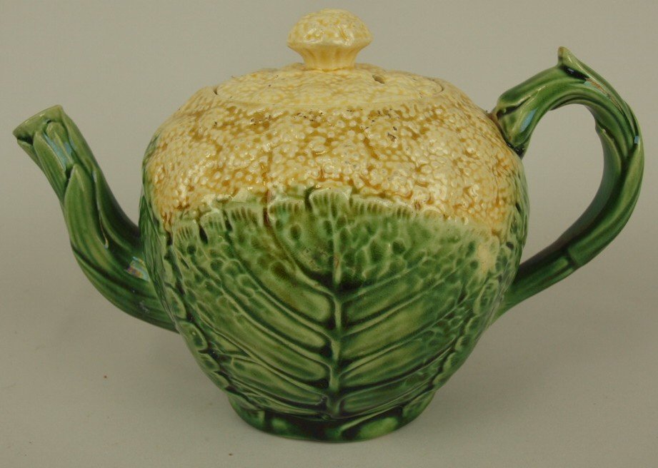 Etruscan Majolica cauliflower teapot: Etruscan Majolica cauliflower teapot
