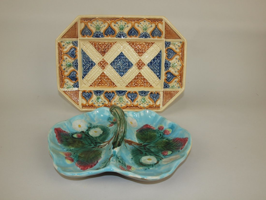 Majolica two part strawberry server and majolica (1 of 1)