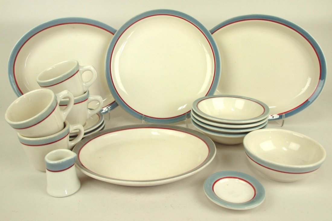 Railroad dining car style restaurant Syracuse china: (1 of 1)