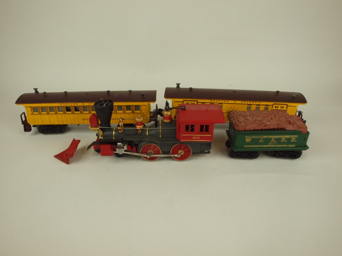 Lionel General Passenger train set and accessories: Lionel General Passenger train set and accessories (cattle guard on engine needs repaired)