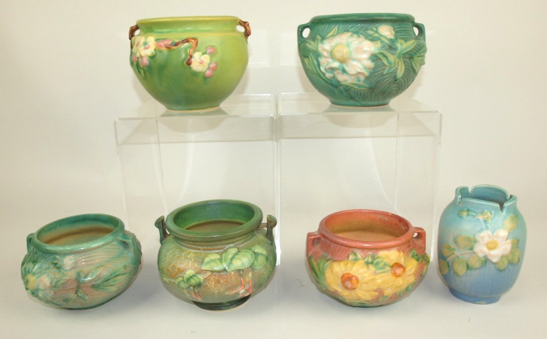 Roseville lot of 6 pieces: green apple blossom (1 of 1)