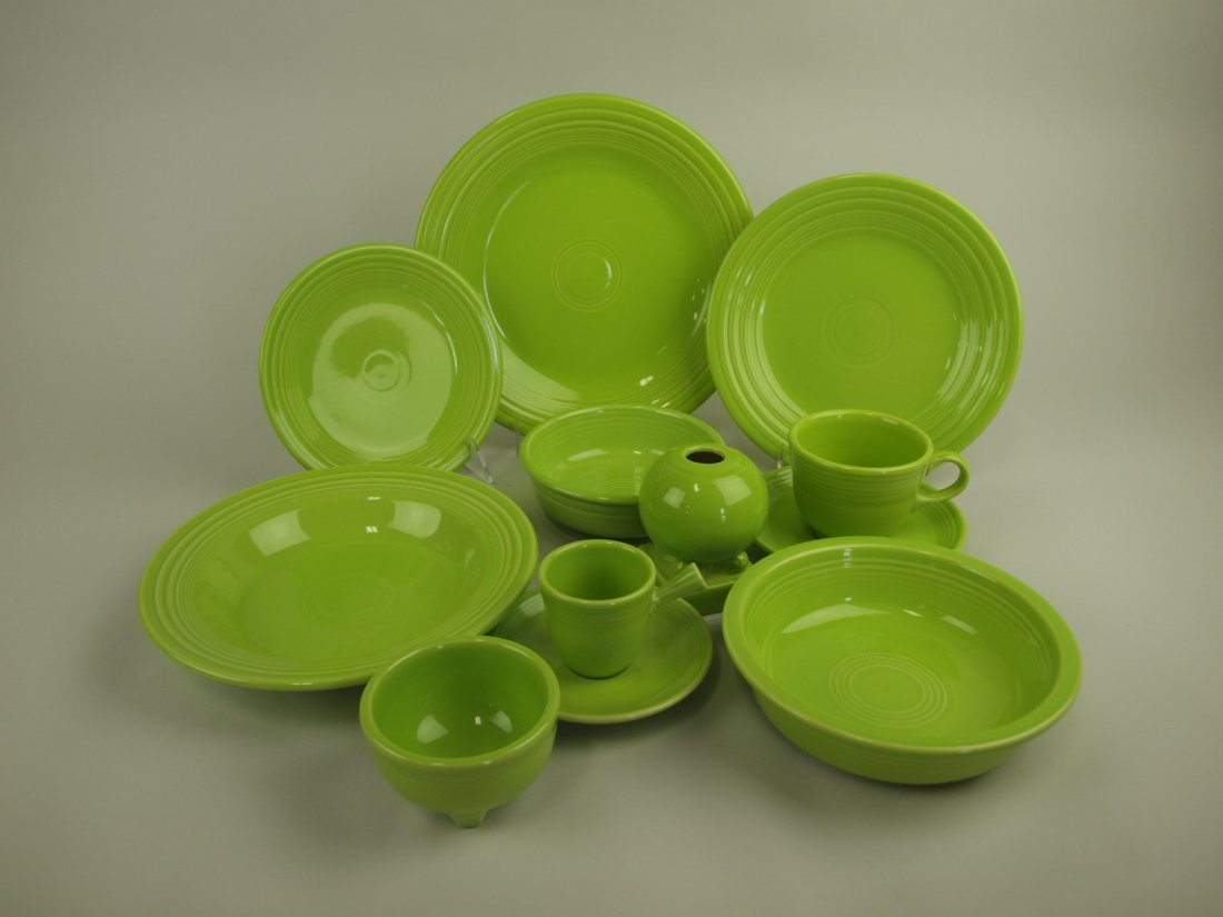 Fiesta Post 86 chartreuse lot of 10 pieces: Fiesta Post 86 chartreuse lot of 10 pieces