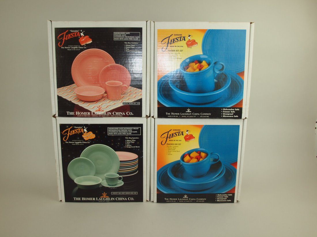 Fiesta Post 86 lot of 4 place settings: 2 peacock, (1 of 1)