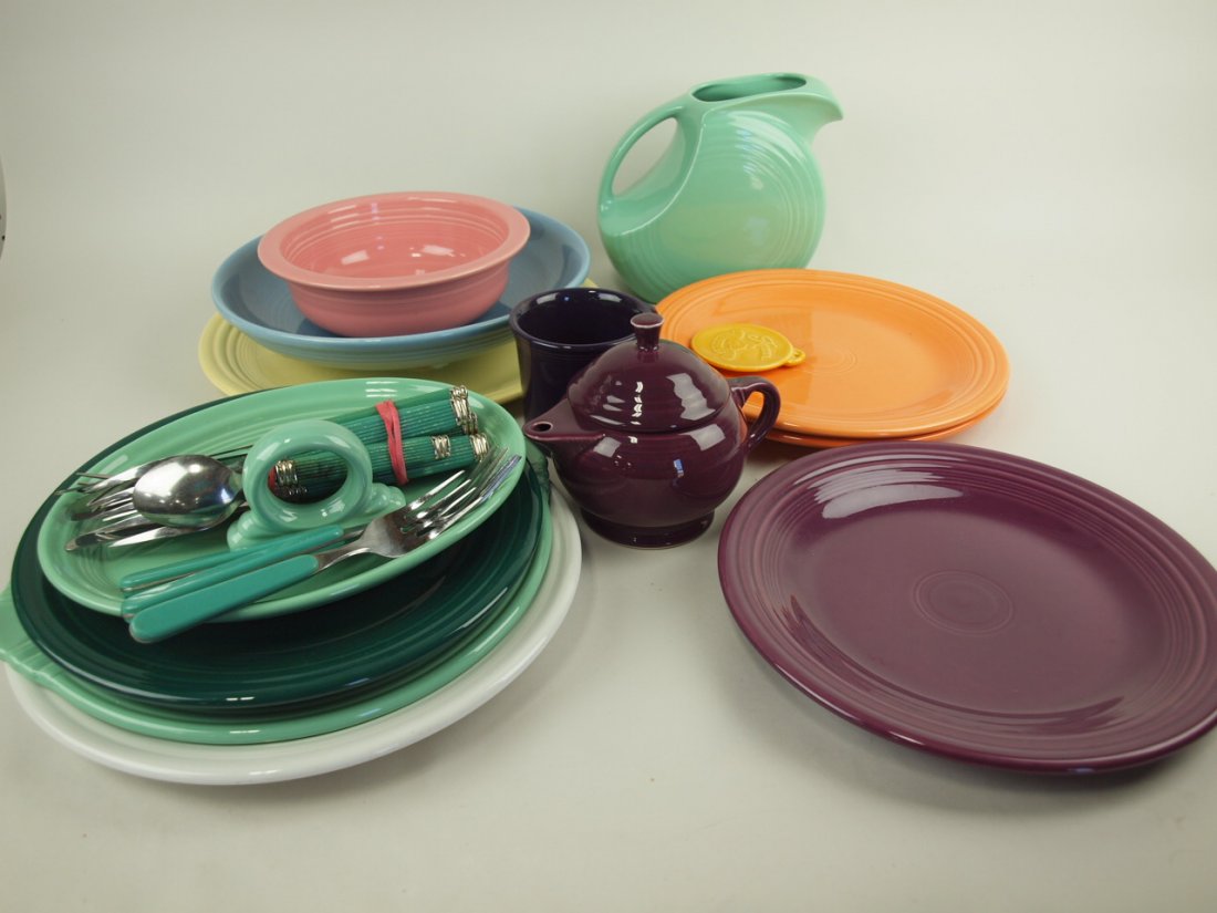 Fiesta Post 86 lot of 16 assorted pieces (1 of 1)