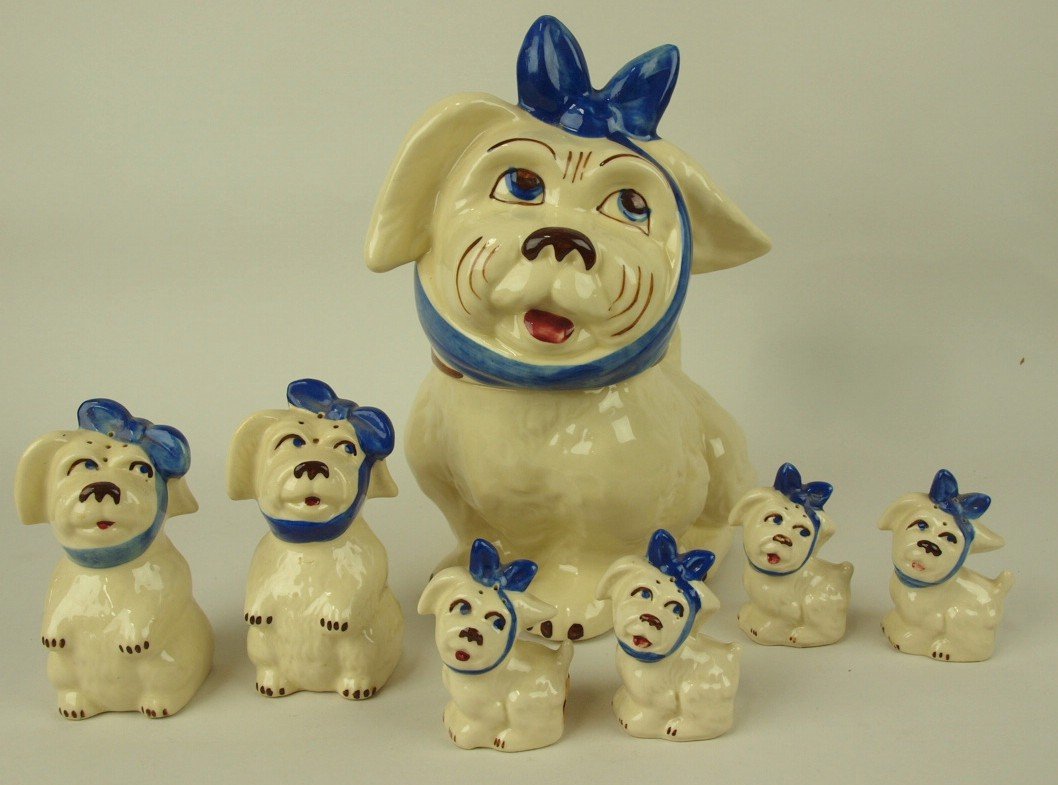 Shawnee Muggsy dog cookie jar and 3 sets of shakers (1 of 1)