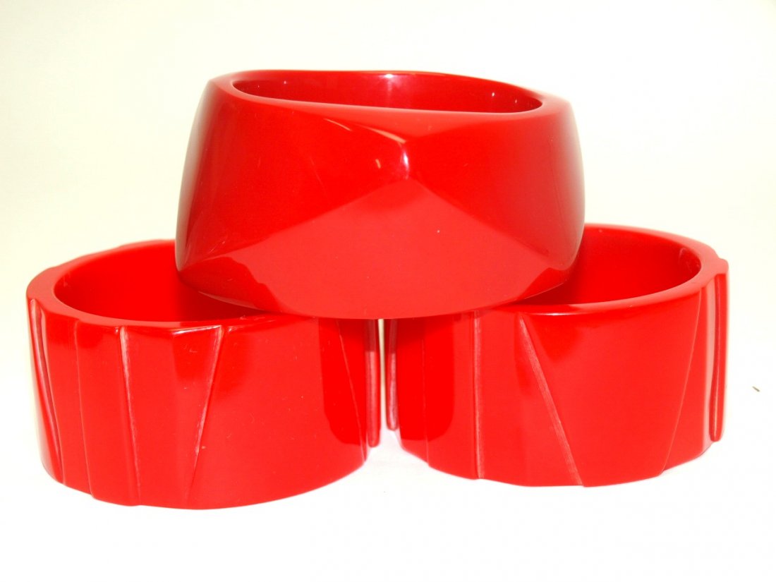 Bakelite style lot of 3 wide red bangle bracelets (1 of 1)
