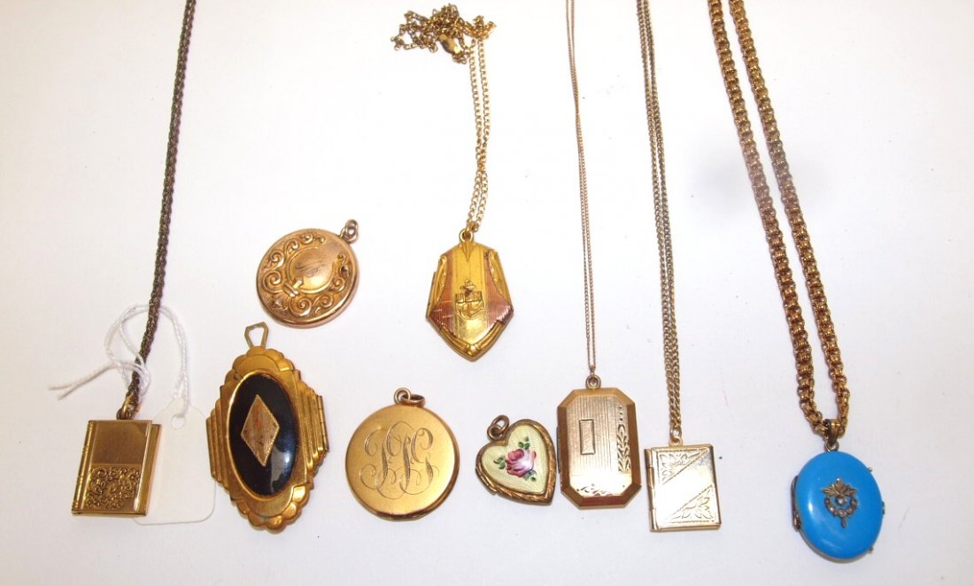 Victorian lot of 9 lockets, 5 with chains (1 of 1)