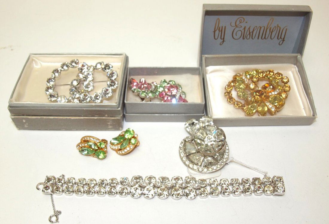 Eisenberg lot of jewelry 3 brooches, 2 pair earrings, & (1 of 1)