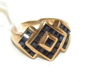 10kt yg sapphire ring, size 6.5, 2.3 DWT (1 of 1)