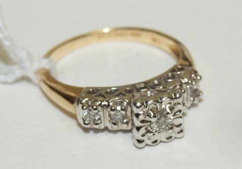 10kt yg diamond ring, 2.1 DWT (1 of 1)