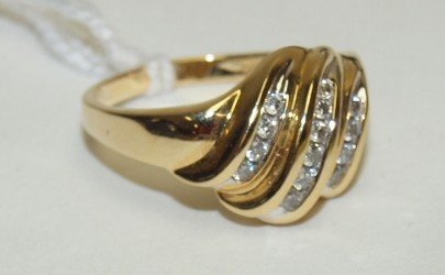 14kt yg diamond dinner ring with 14 dimaonds, 2.5 DWT (1 of 1)