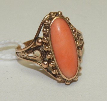 14kt yg antique Victorian coral ring, size 7.5, DWT 2.2 (1 of 1)
