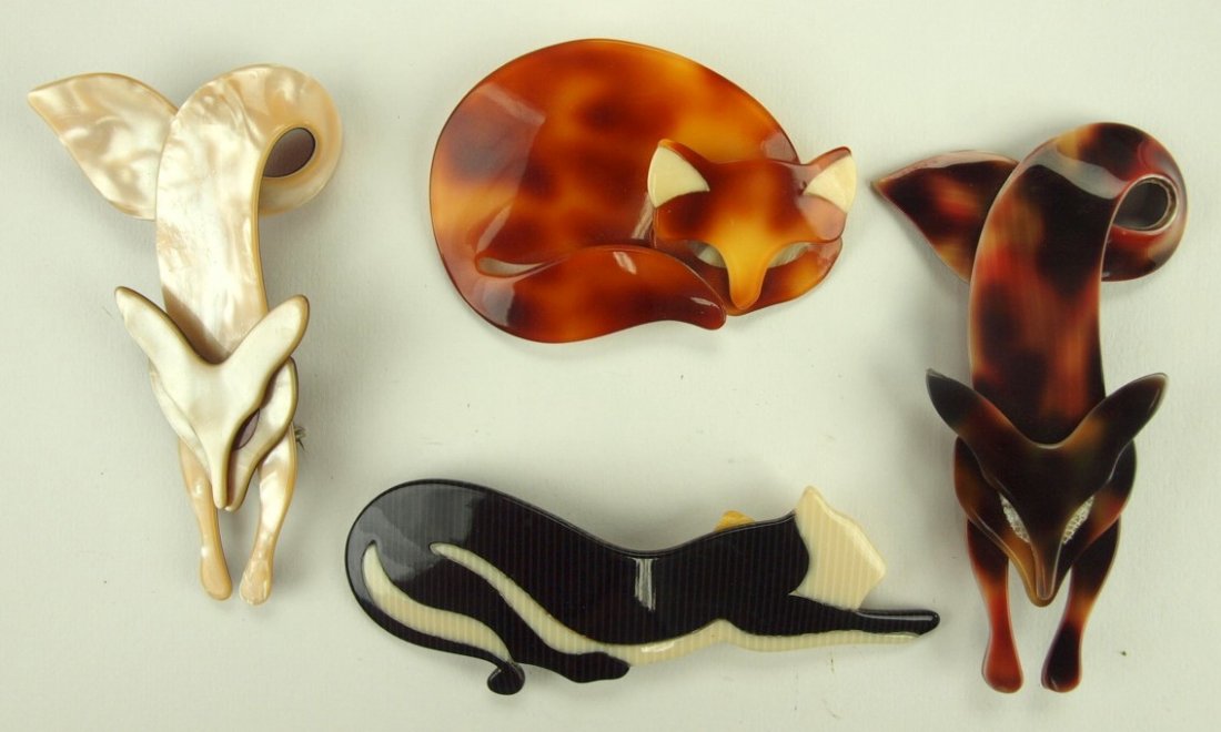 Lot of 4 Lea Stein Paris fox and cat brooches (1 of 1)