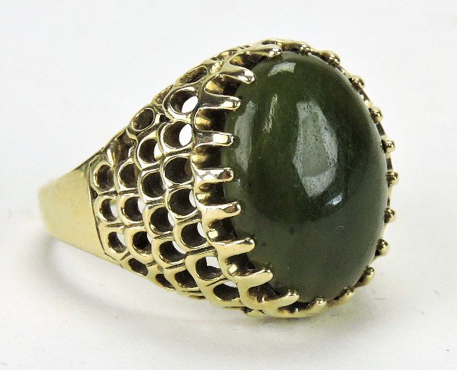 10kt yg and jade lady's ring (1 of 1)