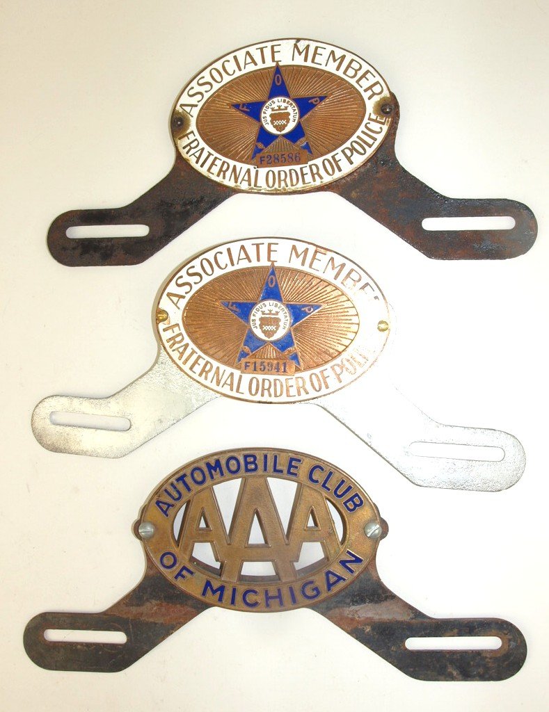 Lot of 3 license plate toppers: 2-FOP, & 1-AAA (1 of 1)
