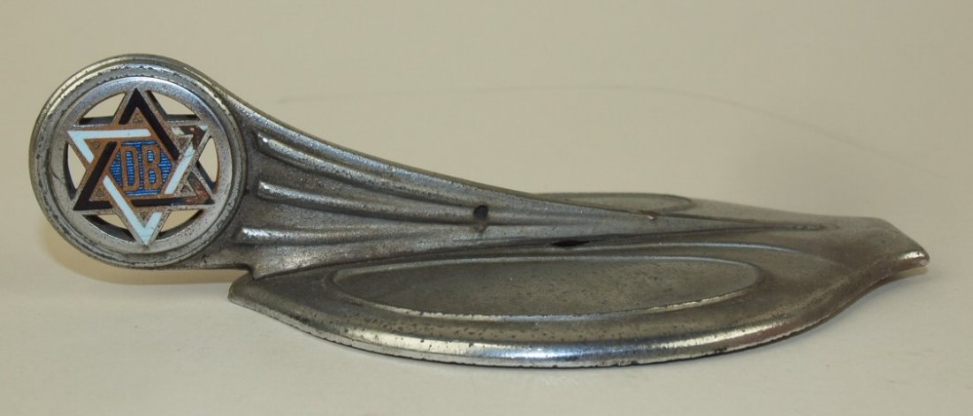 1937 Dodge Brothers enameled start hood ornament (1 of 2)