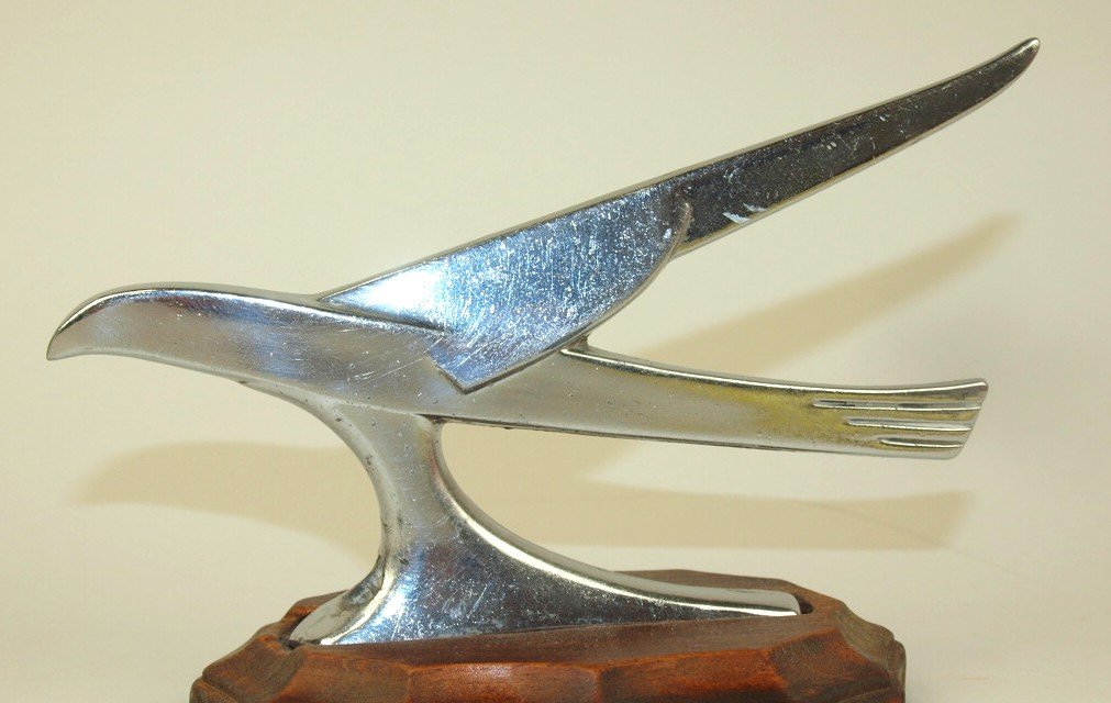 1935 Hudson Terraplane single wing bird hood ornament (1 of 1)