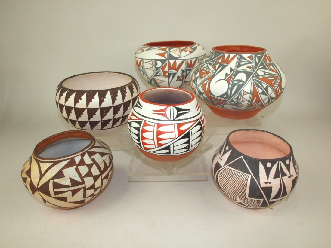 Pueblo Native American Indian lot of 6 pottery pieces (1 of 1)