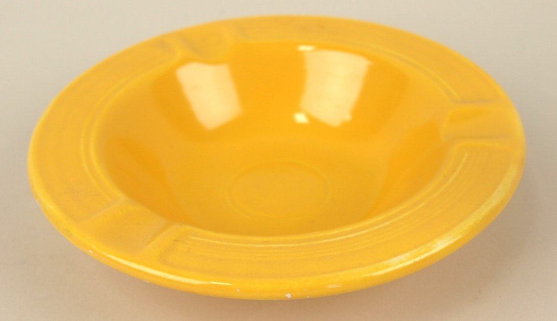 Fiesta ashtray, yellow (1 of 1)