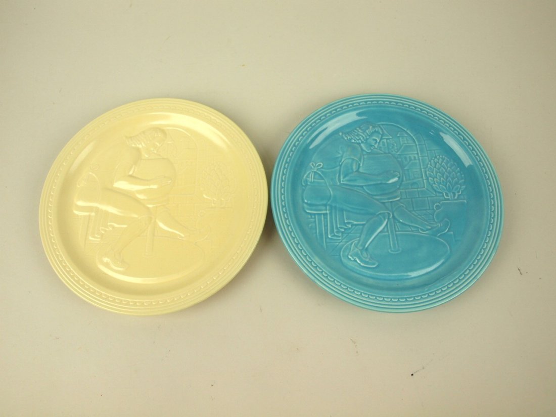 Fiesta World's Fair 1940 ivory and turquoise "potter at: Fiesta World's Fair 1940 ivory and turquoise "potter at wheel" plates