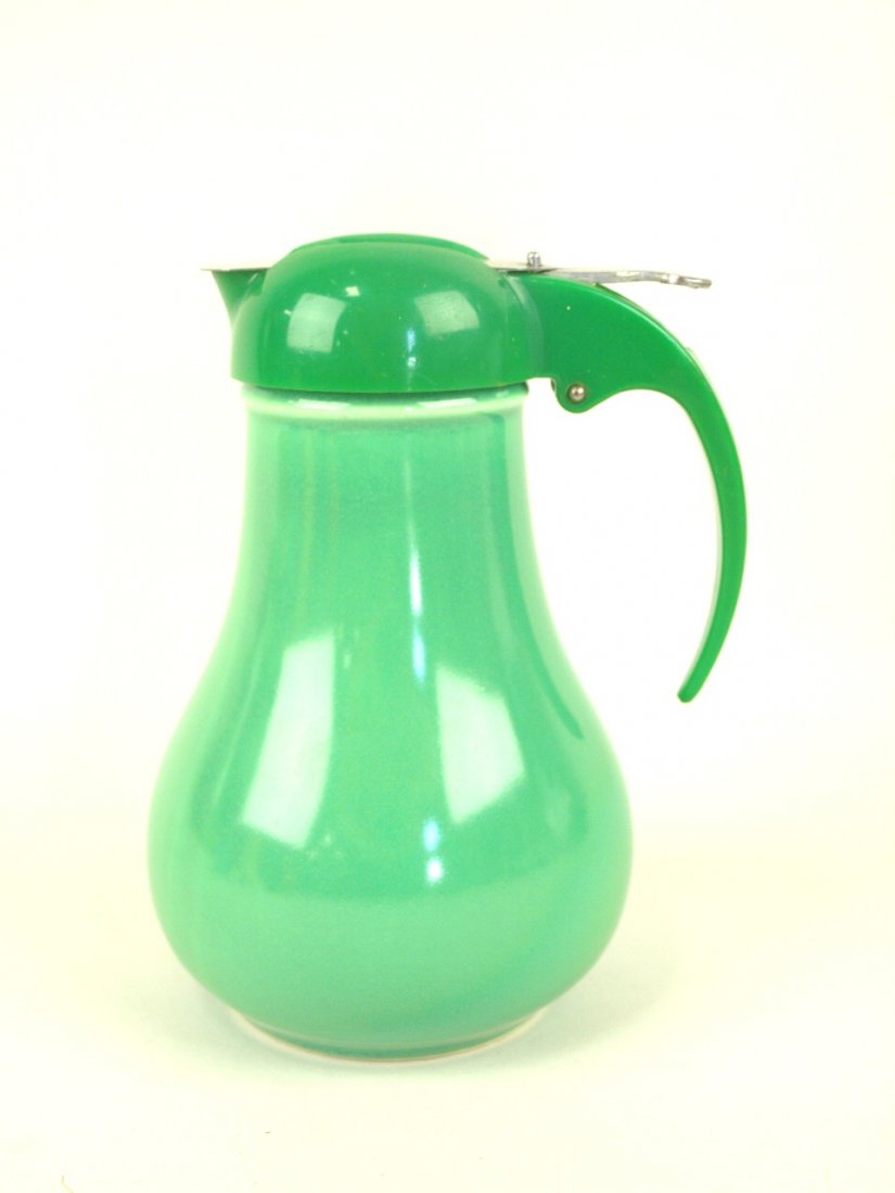 Fiesta syrup pitcher, green (1 of 1)