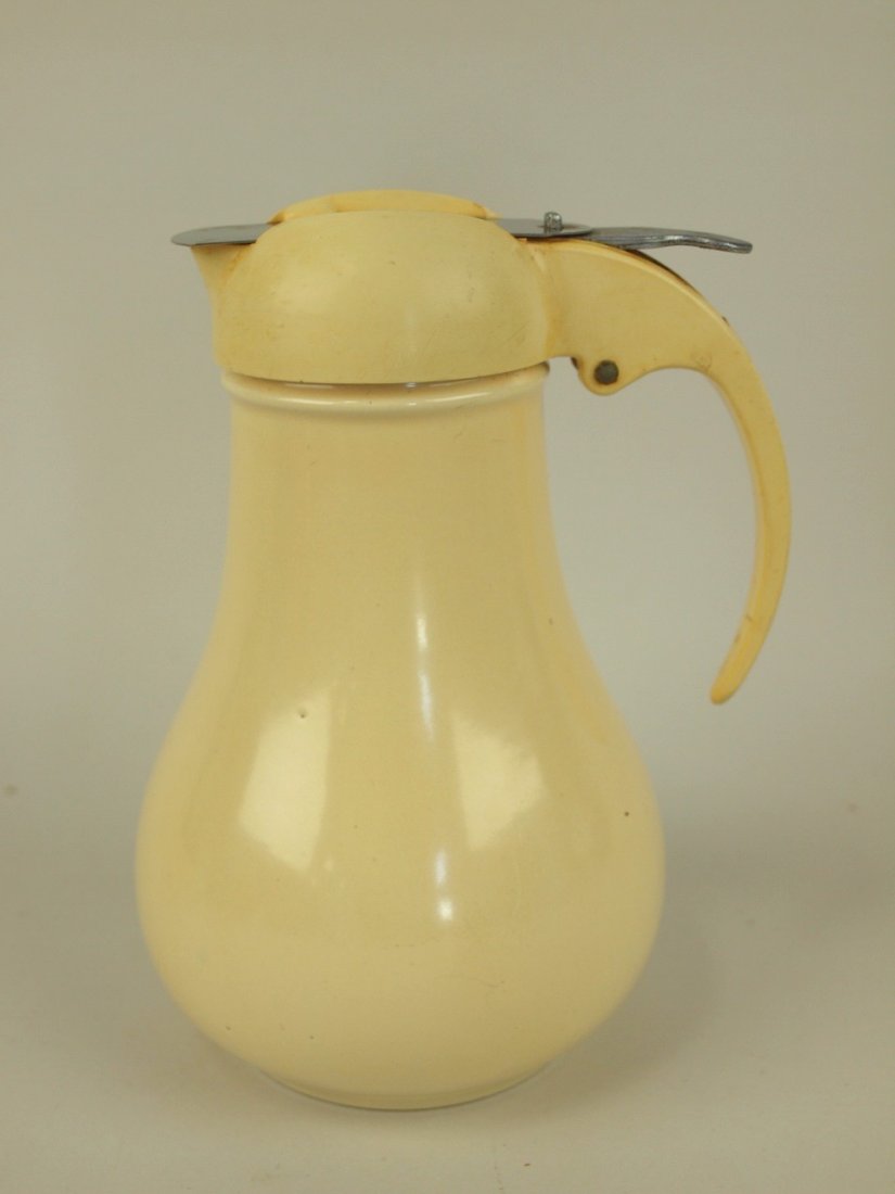 Fiesta syrup pitcher, ivory (hairline to top) (1 of 1)