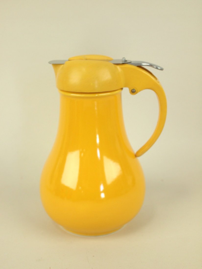 Fiesta syrup pitcher, yellow (1 of 1)