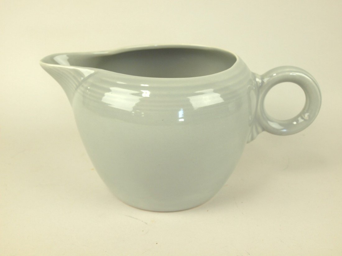 Fiesta two pint jug, gray (1 of 1)