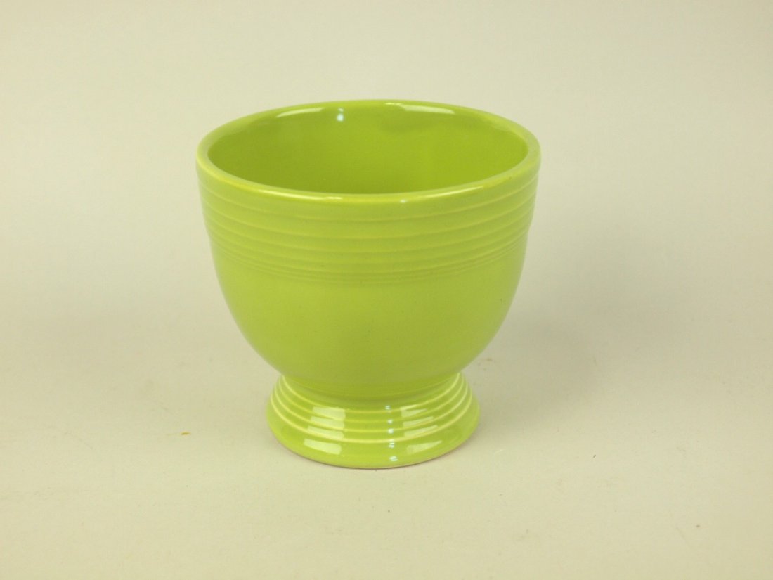 Fiesta egg cup, chartreuse (1 of 1)