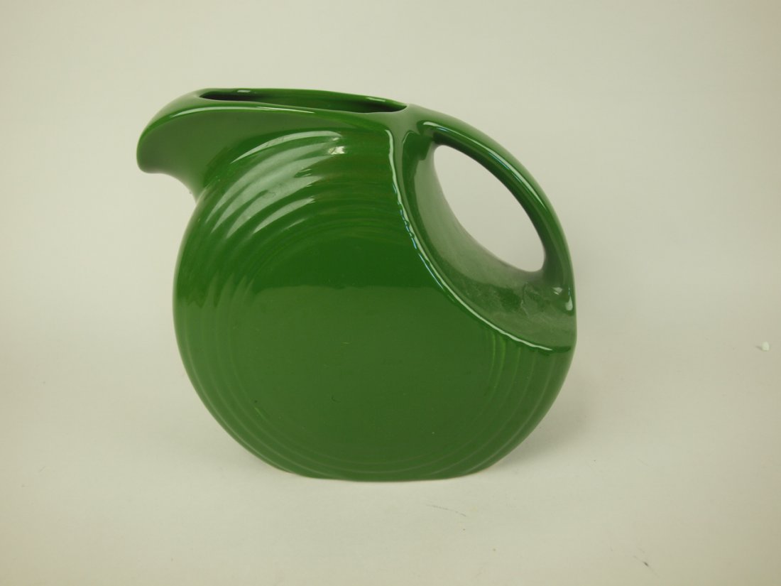 Fiesta disc water pitcher, dark green (1 of 1)