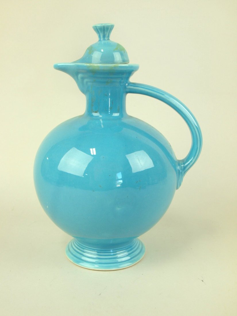 Fiesta water carafe, turquoise, nick to rim (1 of 1)